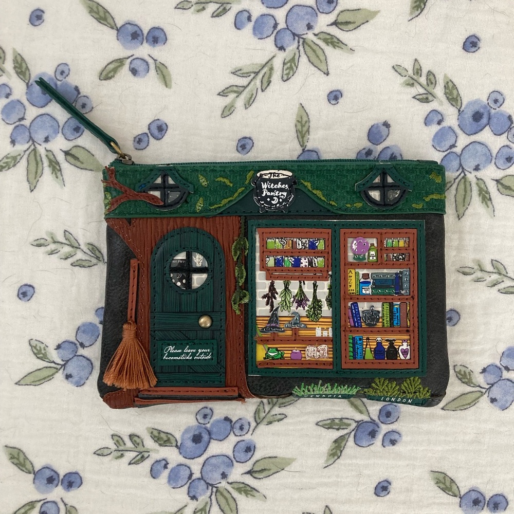 vendula london the witches pantry vegan zipper pouch nwt!!!